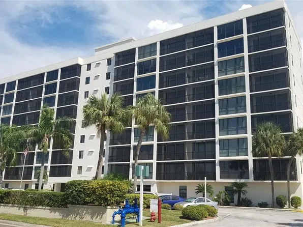 7100 SUNSHINE SKYWAY LANE S #301, ST PETERSBURG, FL 33711