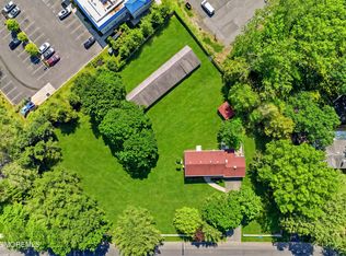 11 Jumping Brook Rd, Neptune, NJ 07753