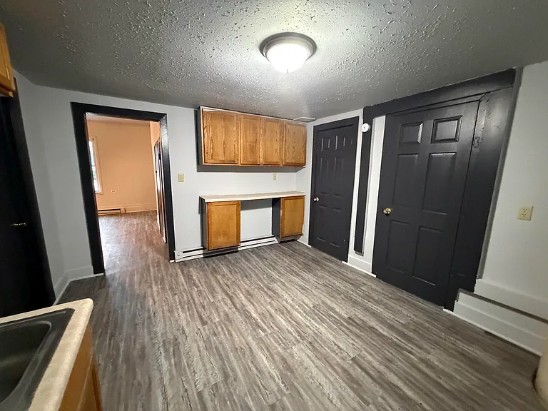 618 Porter St — Photo 3