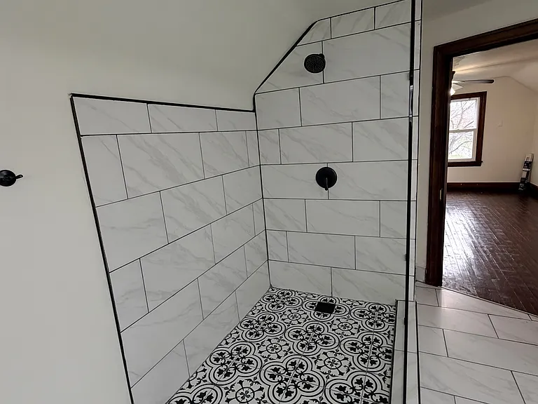 32 Gertrude Ave — Photo 10
