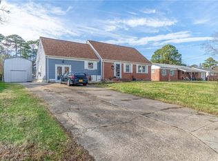 565 Caren Dr, Virginia Beach, VA 23452