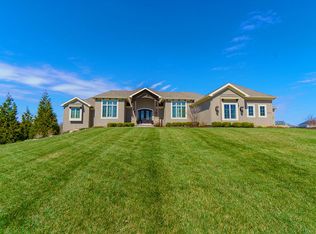 6602 W 188th St, Stilwell, KS 66085
