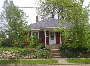 664 N Jackson St, Ionia, MI