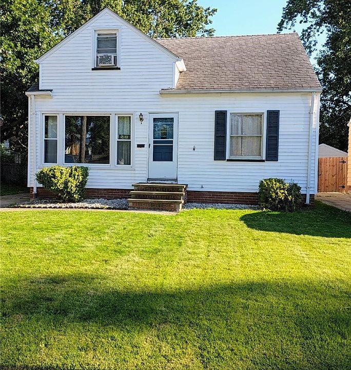1st image of 24900 Zeman Ave