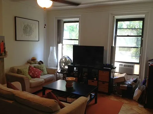 Rented by Skygroup Realty | media 35