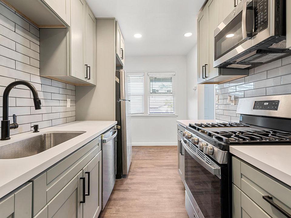 1st image of 4155 Cherokee Ave #4155