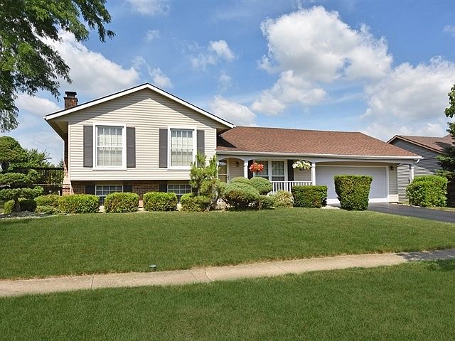 1st image of 20420 S Graceland Ln