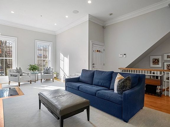 3rd image of 41 Worcester St APT 1