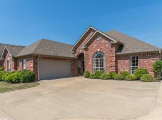 209 Corondelet Ln, Maumelle, AR 72113