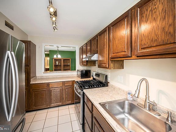 4th image of 12098 Cardamom Dr #12098