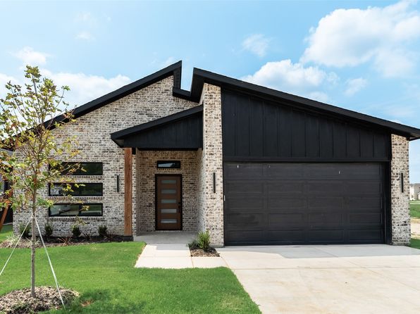Home for Sale in Greenville TX