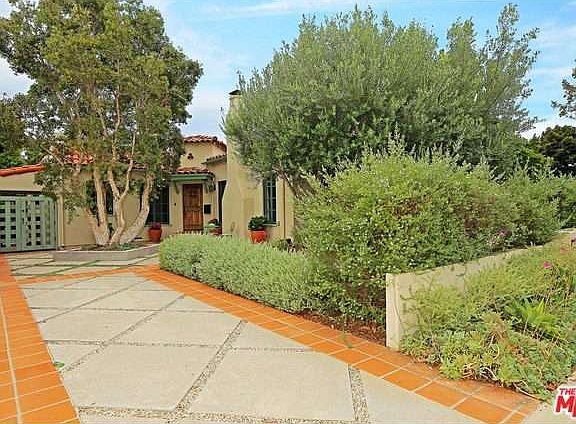 2nd image of 10552 Almayo Ave