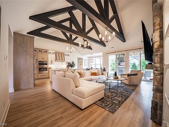 5th image of S/l 3 W Lake Rd