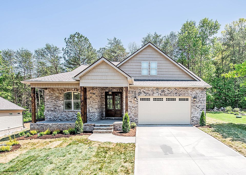 1st image of 216 Nicoma Cir