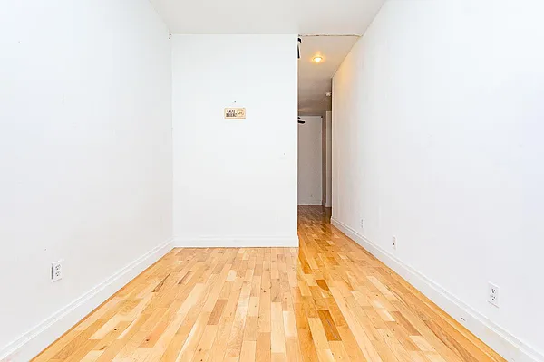 Rented by MySpaceNYC | media 21