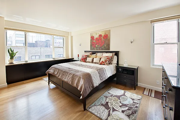 Sold by Town Residential | media 18