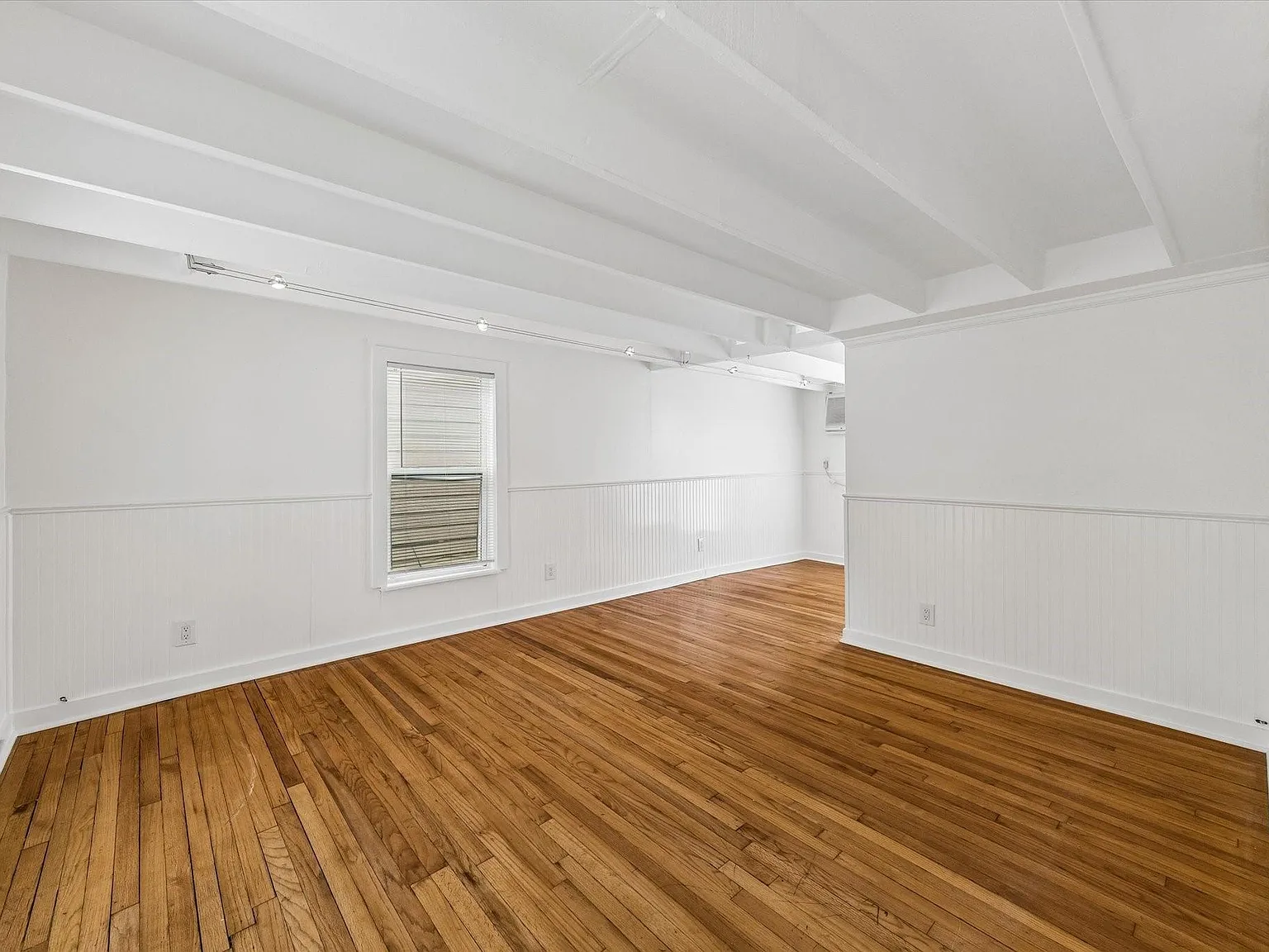 1 bed, 1.0 bath, 500 sqft, $1,095 — Photo 4