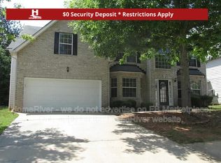 2871 Chilhowee Dr, Atlanta, GA 30331