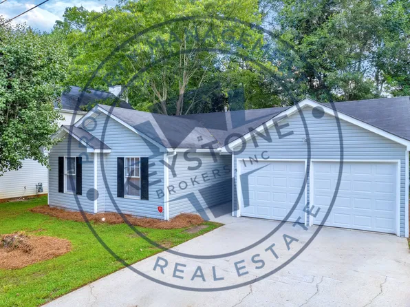 4084 Waldrop Hills Dr, Decatur, GA 30034