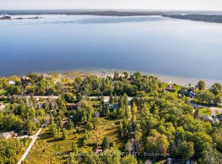 77 Bass Bay Dr #81, Tay, ON L0K2A0