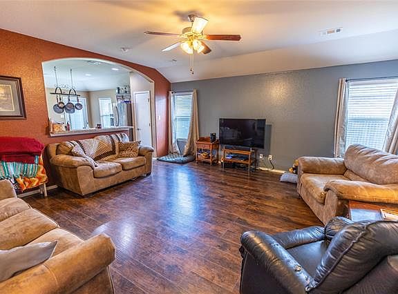 4th image of 11204 Beechgrove Ct