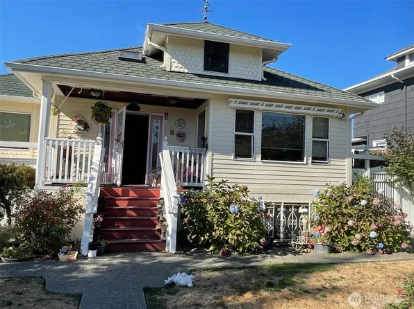 4147 44th Avenue SW, Seattle, WA 98116