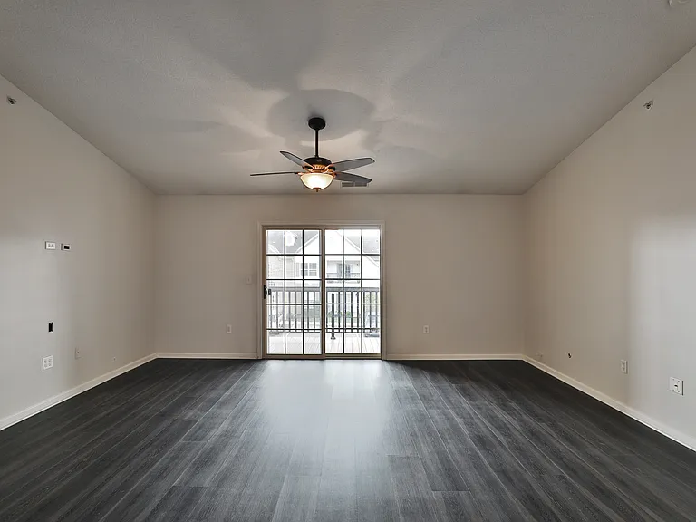 763 Hidden Springs Dr — Photo 10