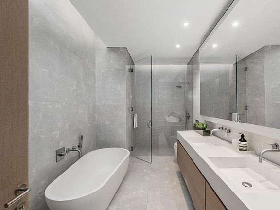 5th image of 49 Chambers St #5A