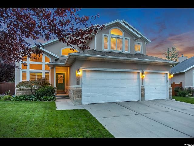 1st image of 1408 E Vineyard Ct