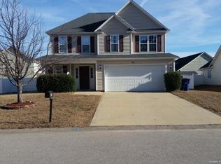 960 Fairfield Cir, Raeford, NC 28376