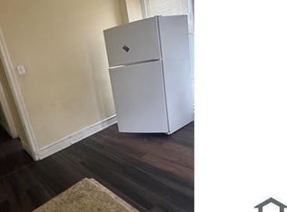 1622 S 56th St #B, Philadelphia, PA 19143