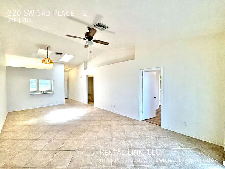 320 SW 3rd Pl #2 — Photo 9