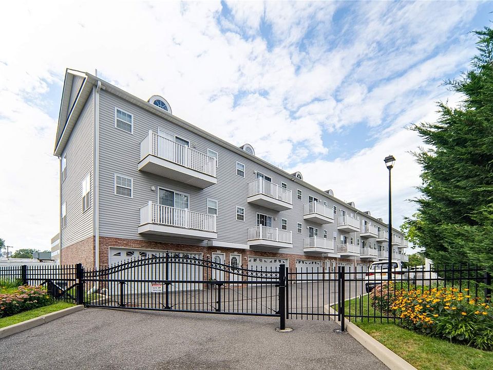 1st image of 318 Cross Street #318