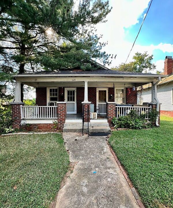 1st image of 120 S Poplar St