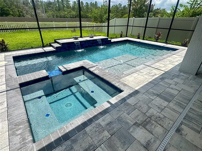 16154 Monterey Greens Cir — Photo 48