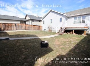 132 Grand River Blvd W, Lethbridge, AB T1K8A4