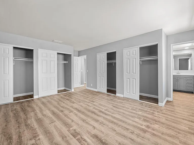 1920 Edith Dr — Photo 5