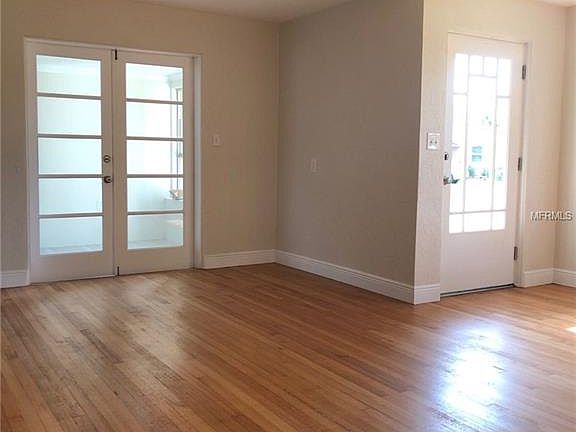 2nd image of 4269 Shorecrest Cir