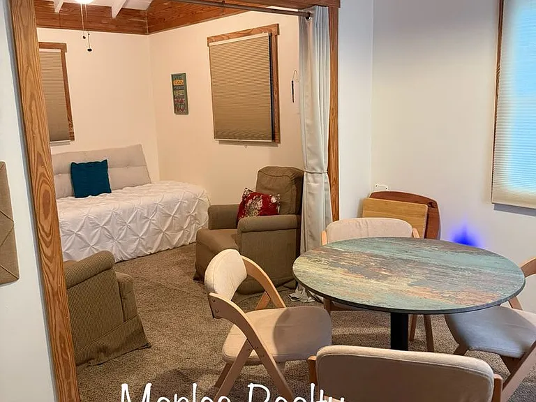 185 Wildflower Ave — Photo 7
