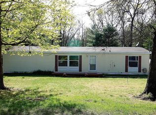 9099 S Lovers Ln, Newaygo, MI 49337