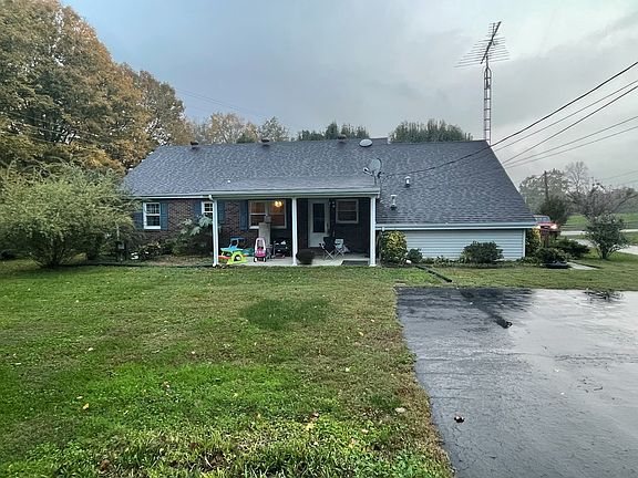 2nd image of 4022 Hodgenville Rd