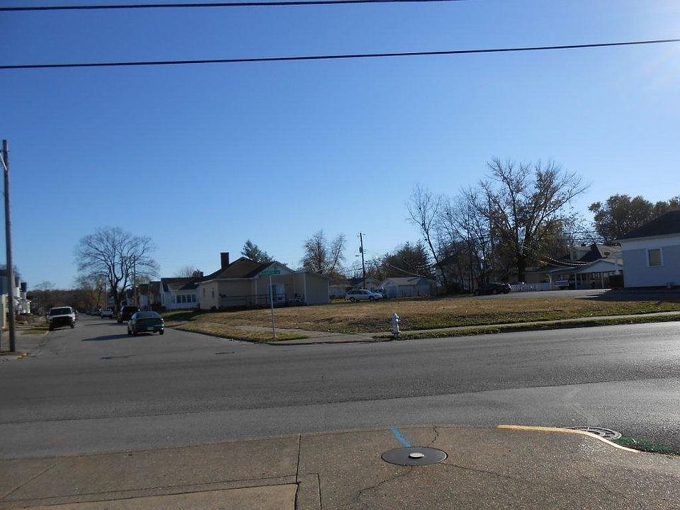 1st image of 1323 Washington Ave