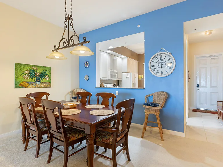 33 Harbour Isle Dr #201 — Photo 6