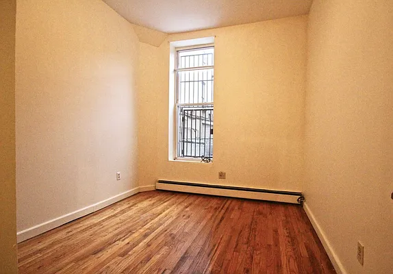 Rented by Rental Solutions Inc | media 3