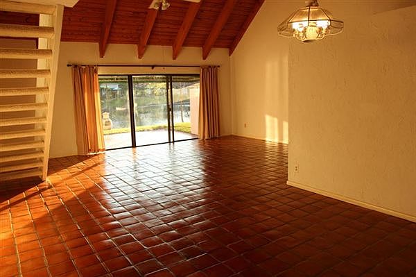 20140120194614758545000000-o