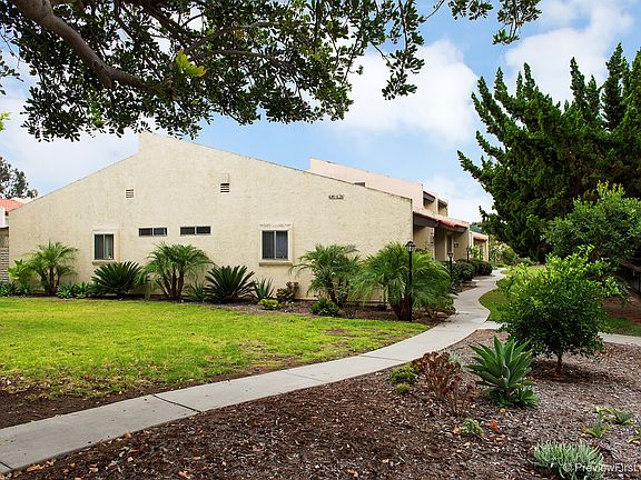 2nd image of 624 Bel Air Dr W