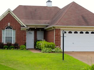3056 Woodland Grove Cv, Arlington, TN 38002