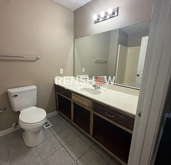 57 Derbyshire Dr — Photo 16
