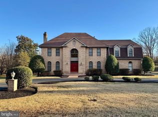 8951 Brook Rd, Mc Lean, VA 22102