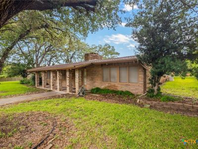 208 Davis Ave, Goliad, TX, 77963